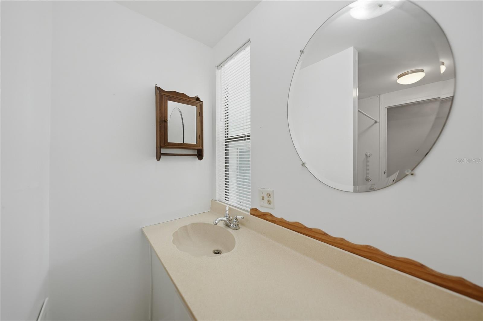 1230 Seahorse Ln Property Photo 20