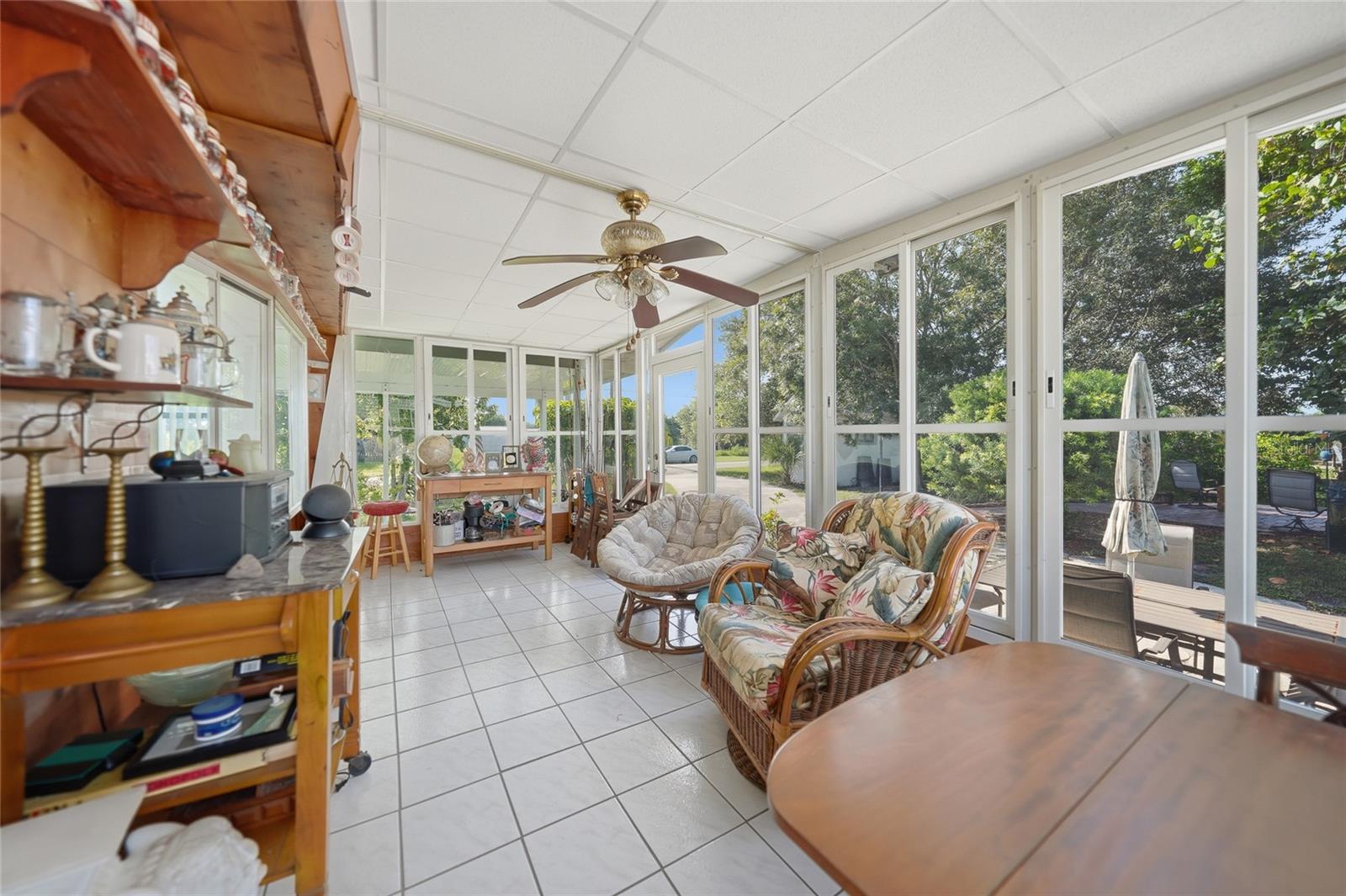 1230 Seahorse Ln Property Photo 21