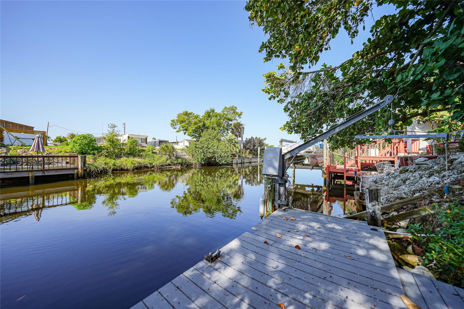 1230 Seahorse Ln Property Photo 32