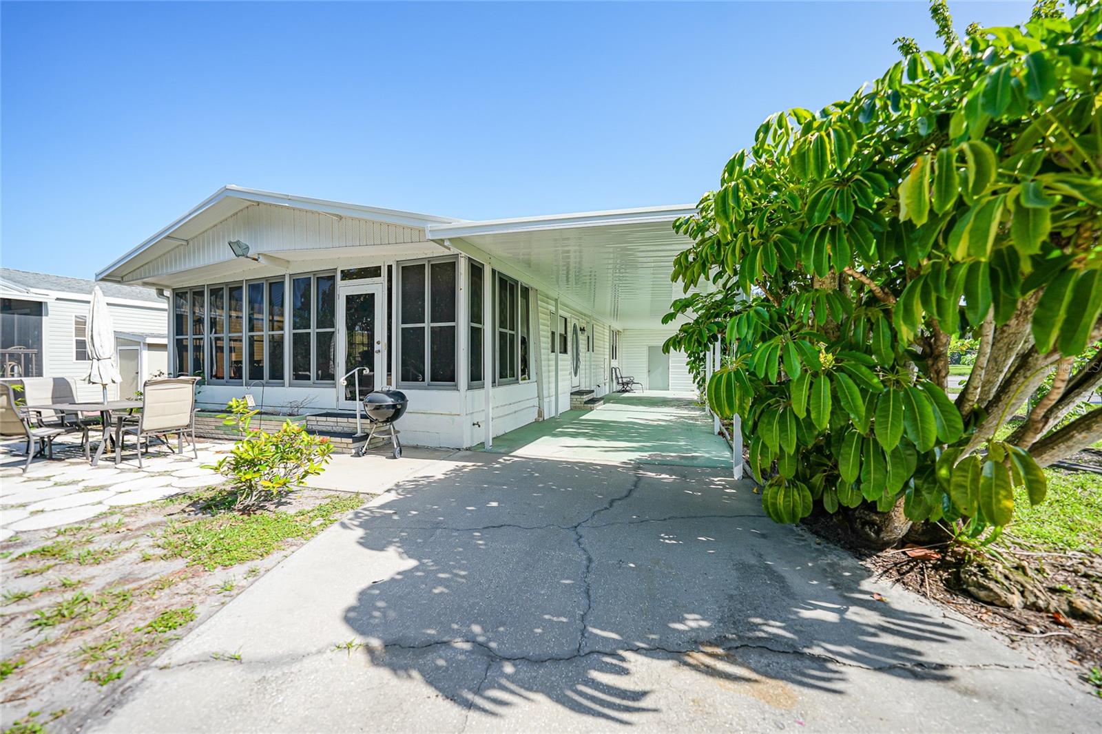 1230 Seahorse Ln Property Photo 33