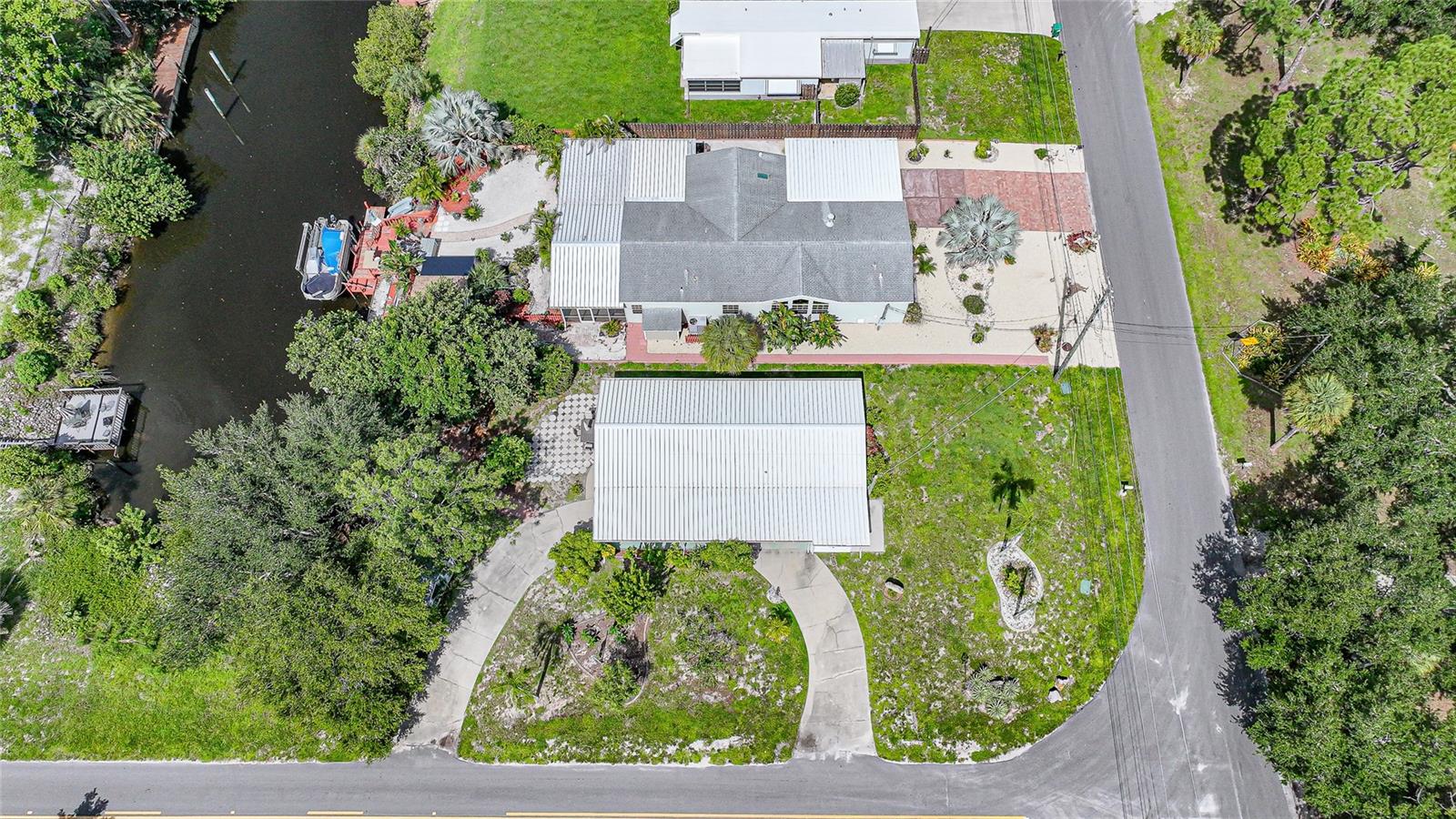 1230 Seahorse Ln Property Photo 39
