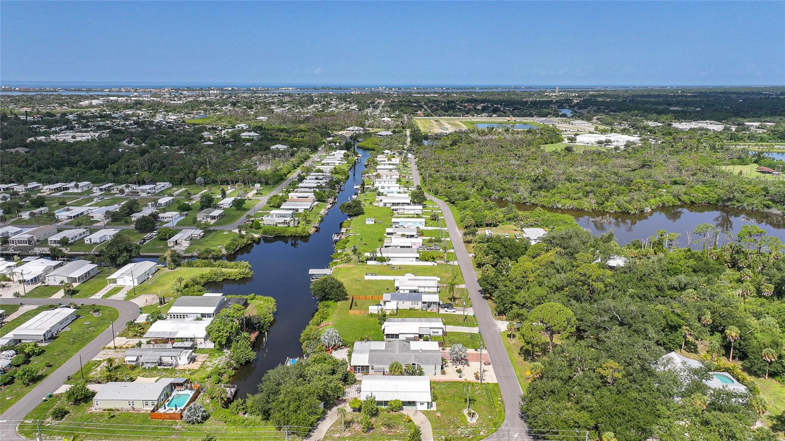 1230 Seahorse Ln Property Photo 49