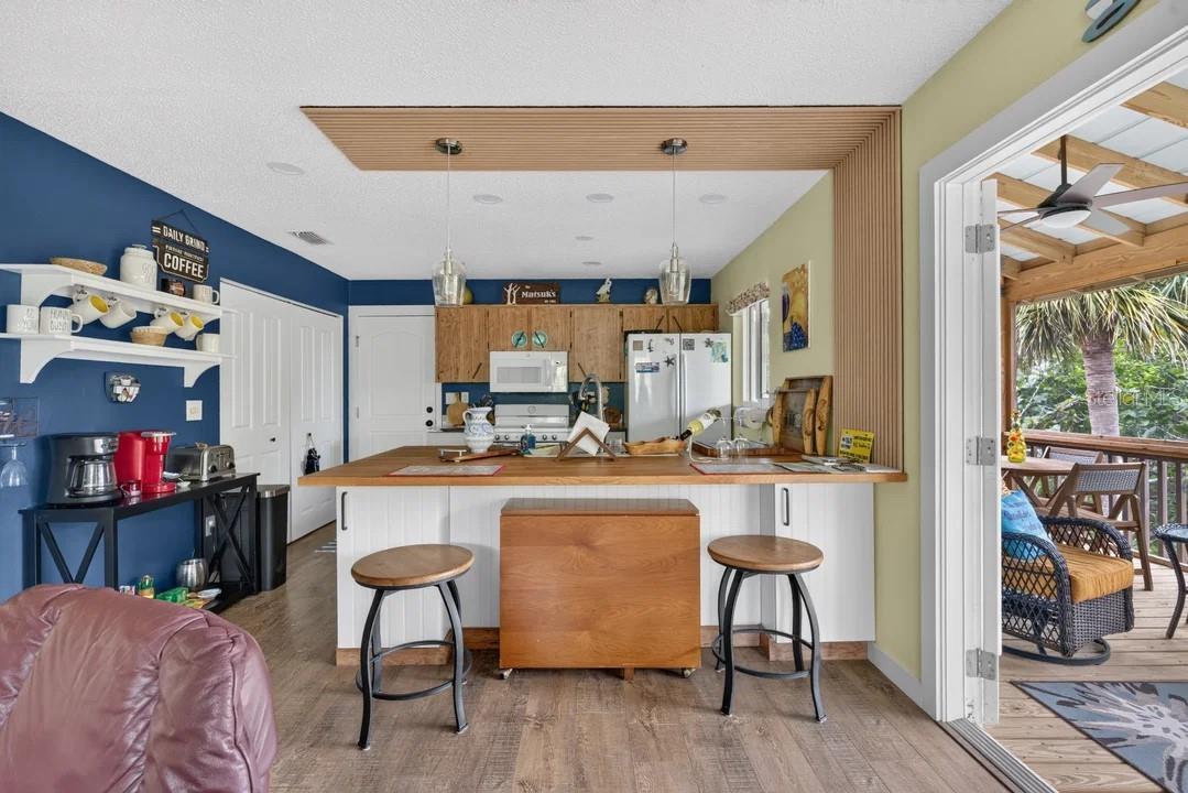 9602 Doubloon Trl Property Photo 31