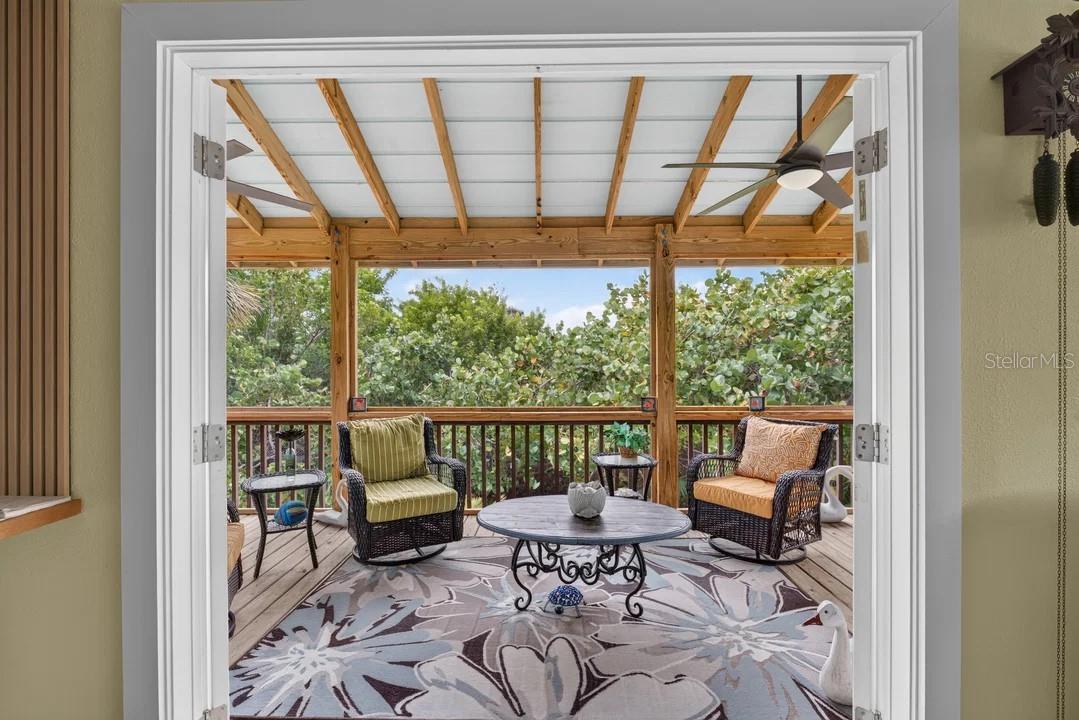 9602 Doubloon Trl Property Photo 32