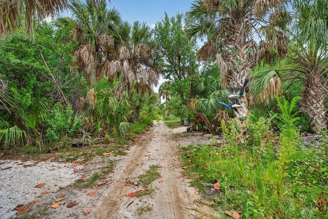 9602 Doubloon Trl Property Photo 47