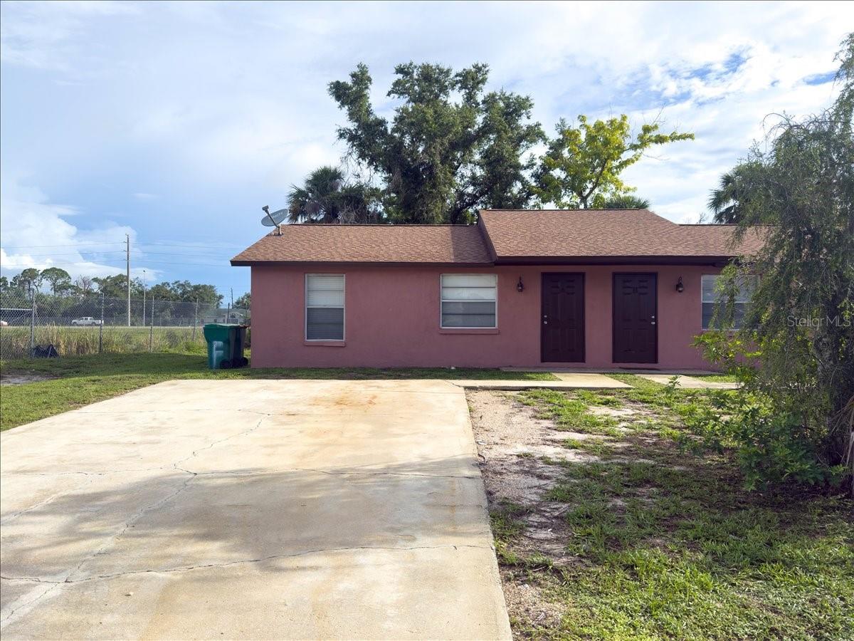 11432 Poplin Ave #a Property Photo 2