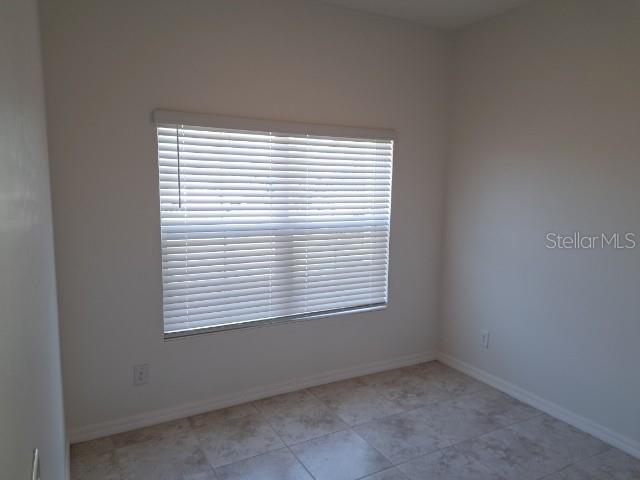 26077 Sandhill Blvd Property Photo 9