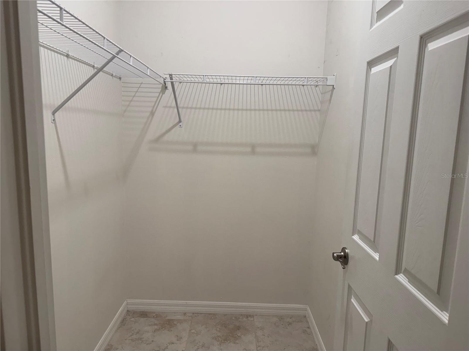 26077 Sandhill Blvd Property Photo 11