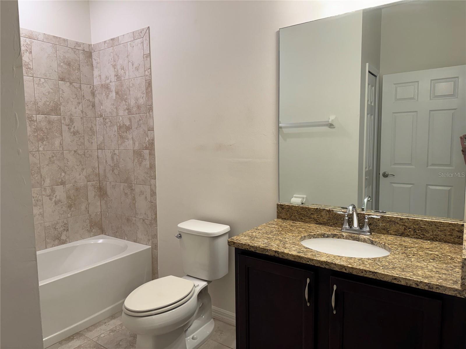 26077 Sandhill Blvd Property Photo 15
