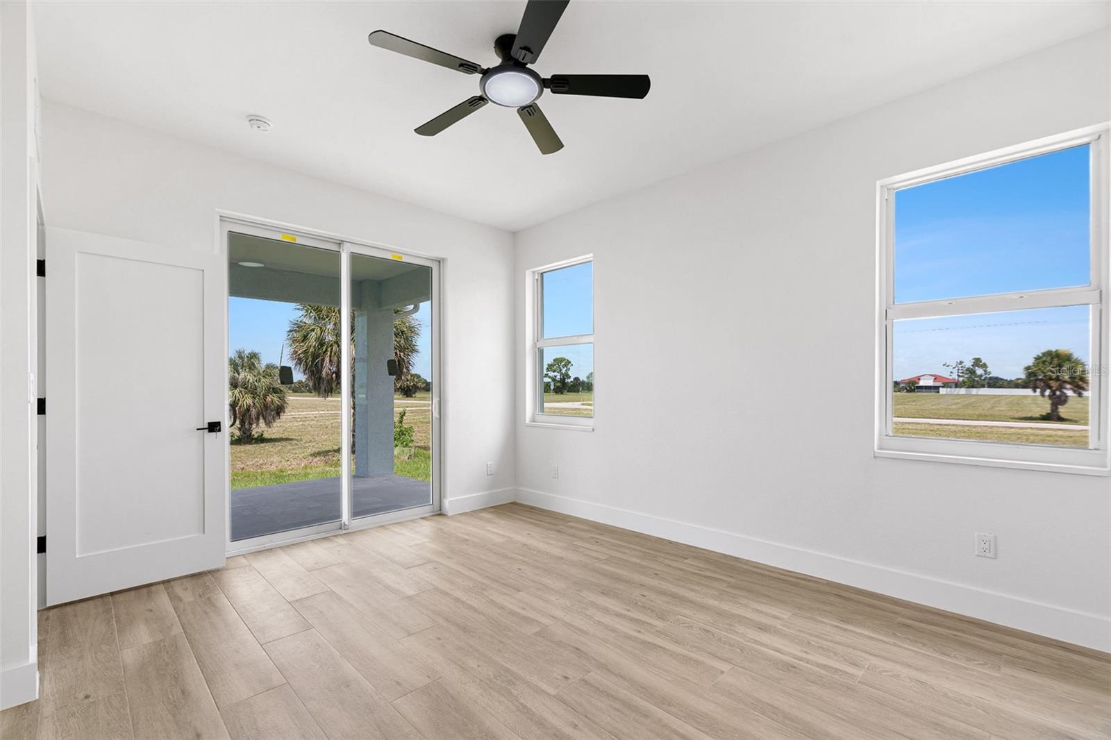 13 Teak Ln Property Photo 24