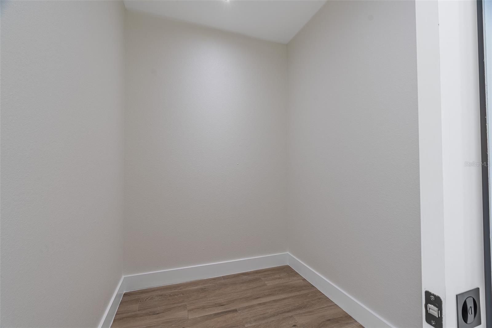 13 Teak Ln Property Photo 26