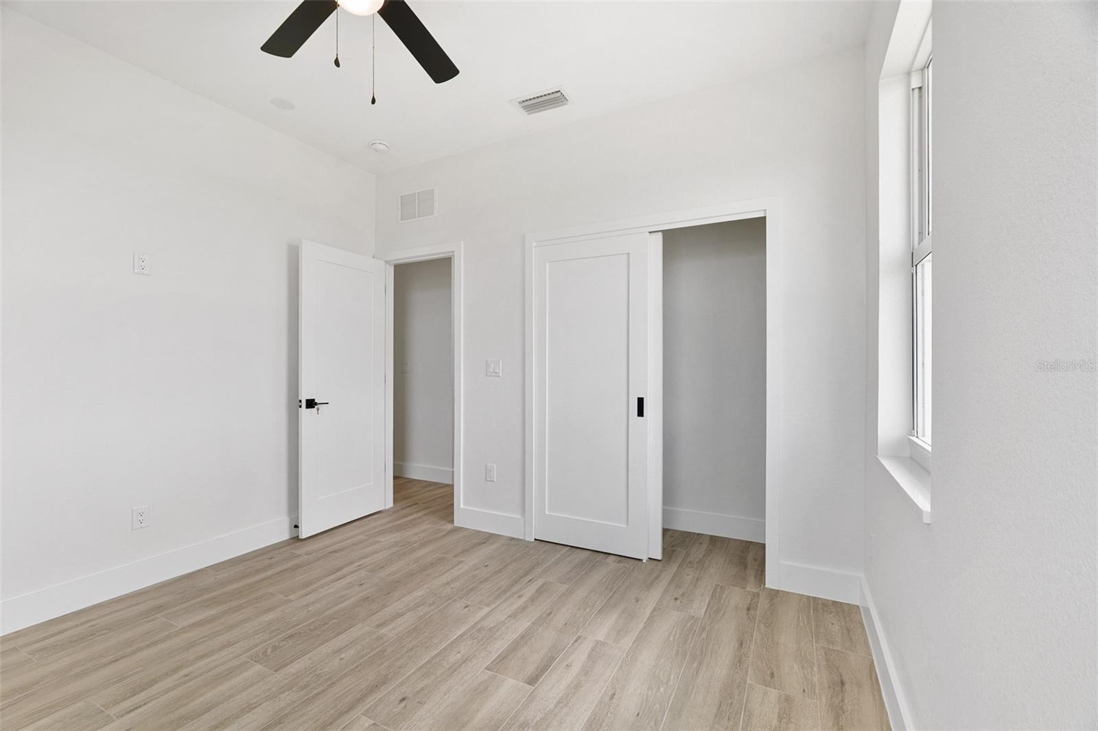 13 Teak Ln Property Photo 34