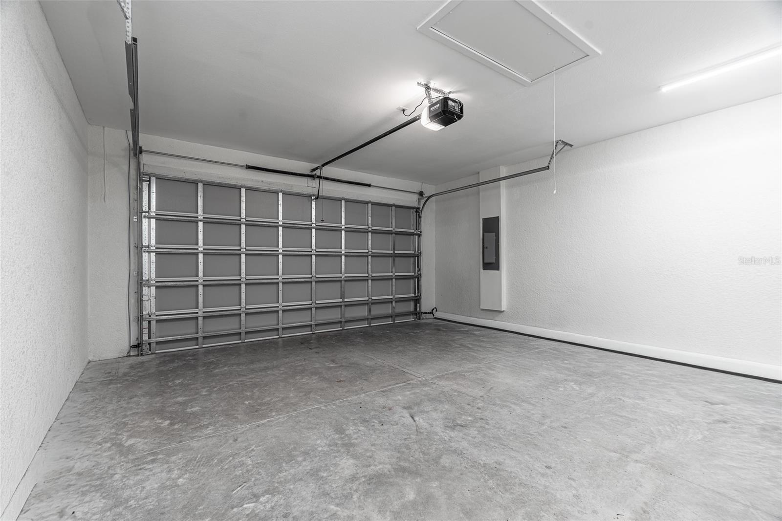 13 Teak Ln Property Photo 39