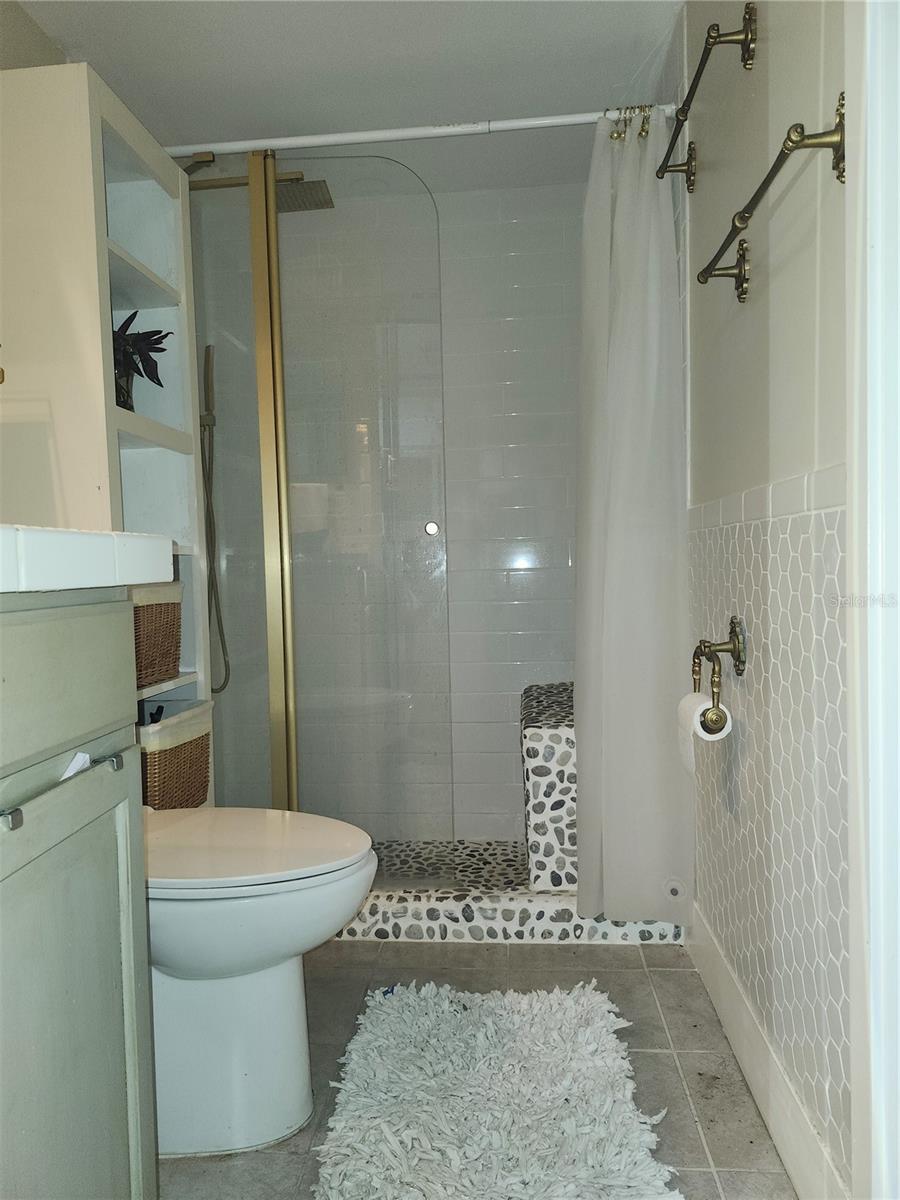 87 Boundary Blvd #7 Property Photo 21