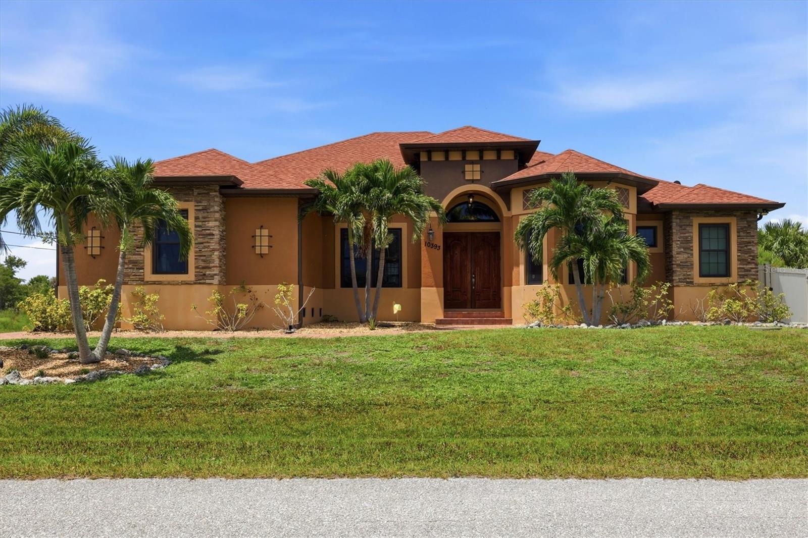 10393 Harlingen St Property Photo 2