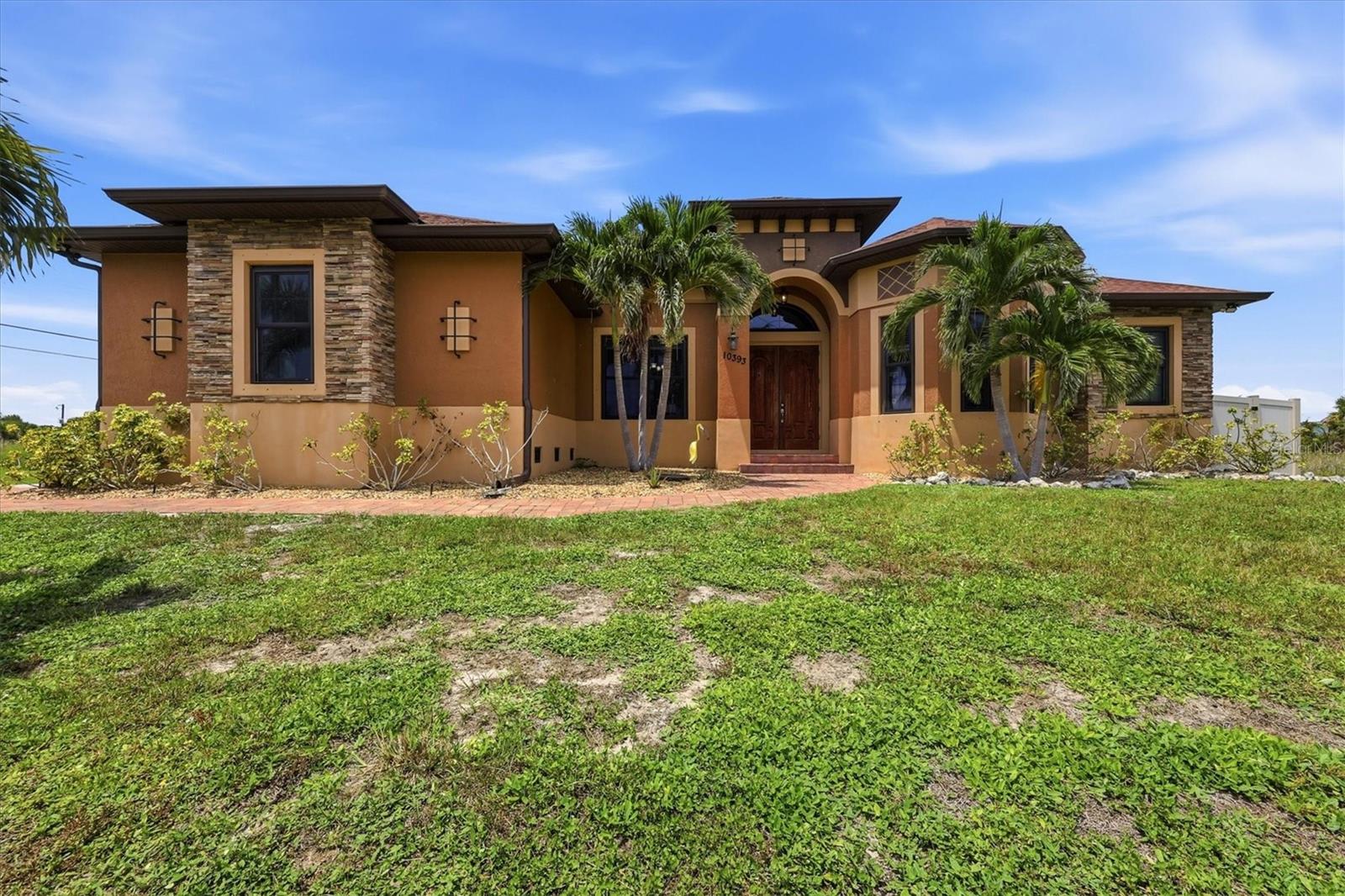 10393 Harlingen St Property Photo 5