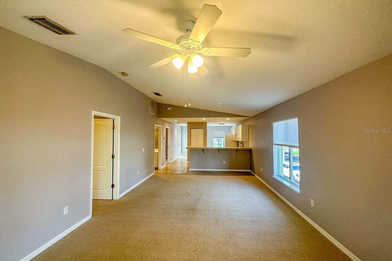 8100 Memory Ln #208 Property Photo 6