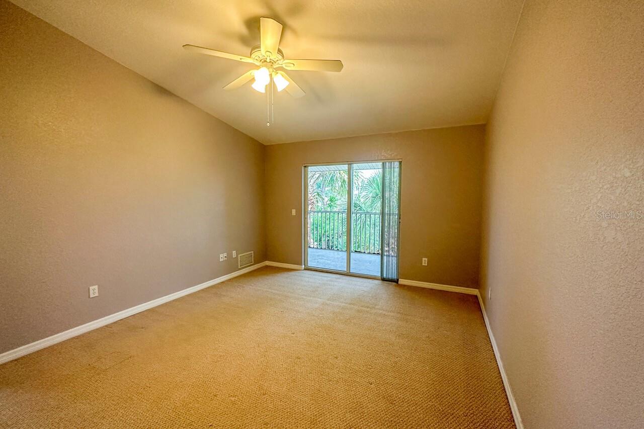 8100 Memory Ln #208 Property Photo 13