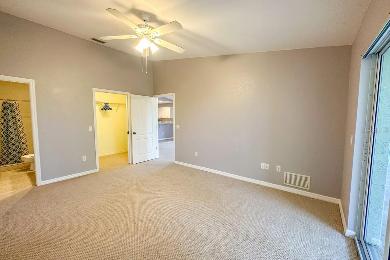 8100 Memory Ln #208 Property Photo 14