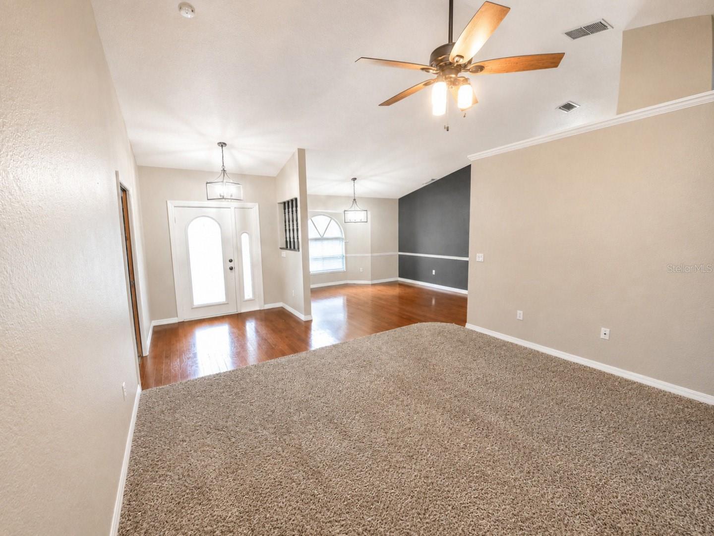 D6148512 Property Photo 4