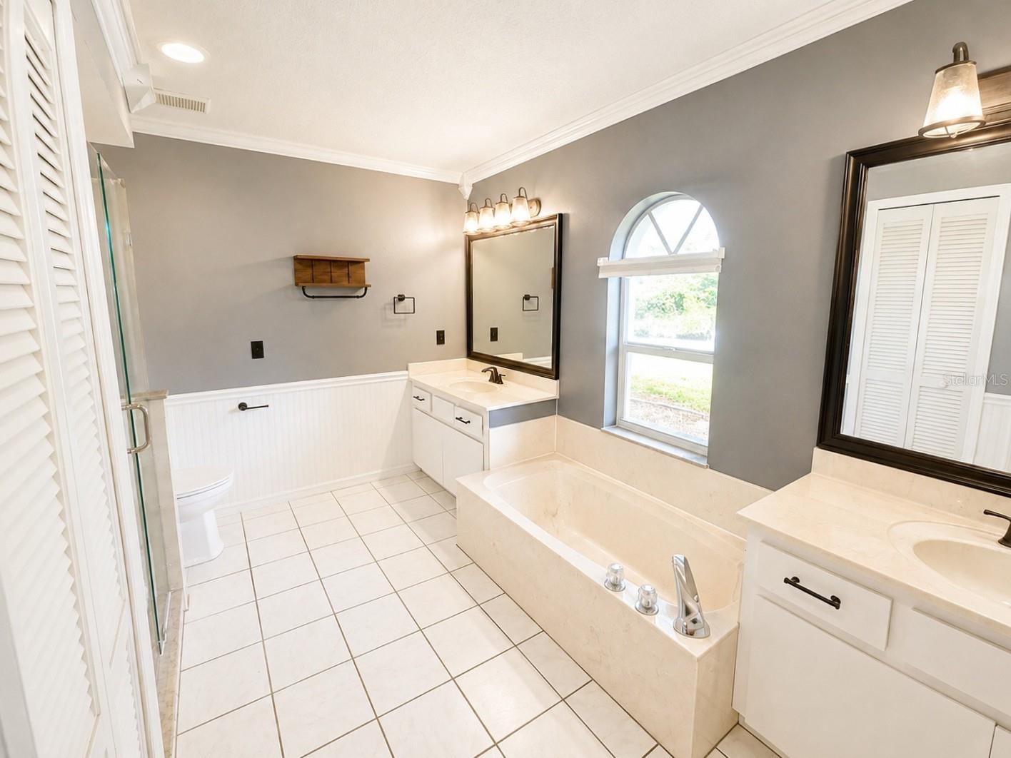 D6148512 Property Photo 26