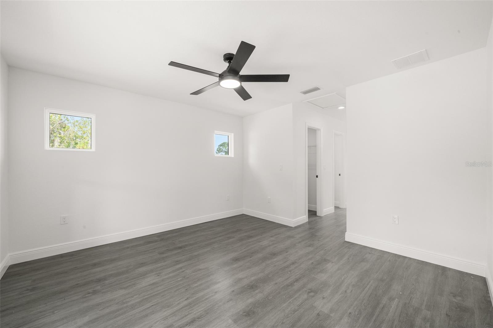 3921 Dauphine St Property Photo 8