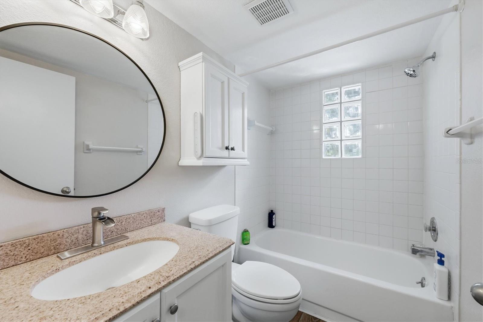 1051 Forrest Nelson Blvd #b202 Property Photo 24