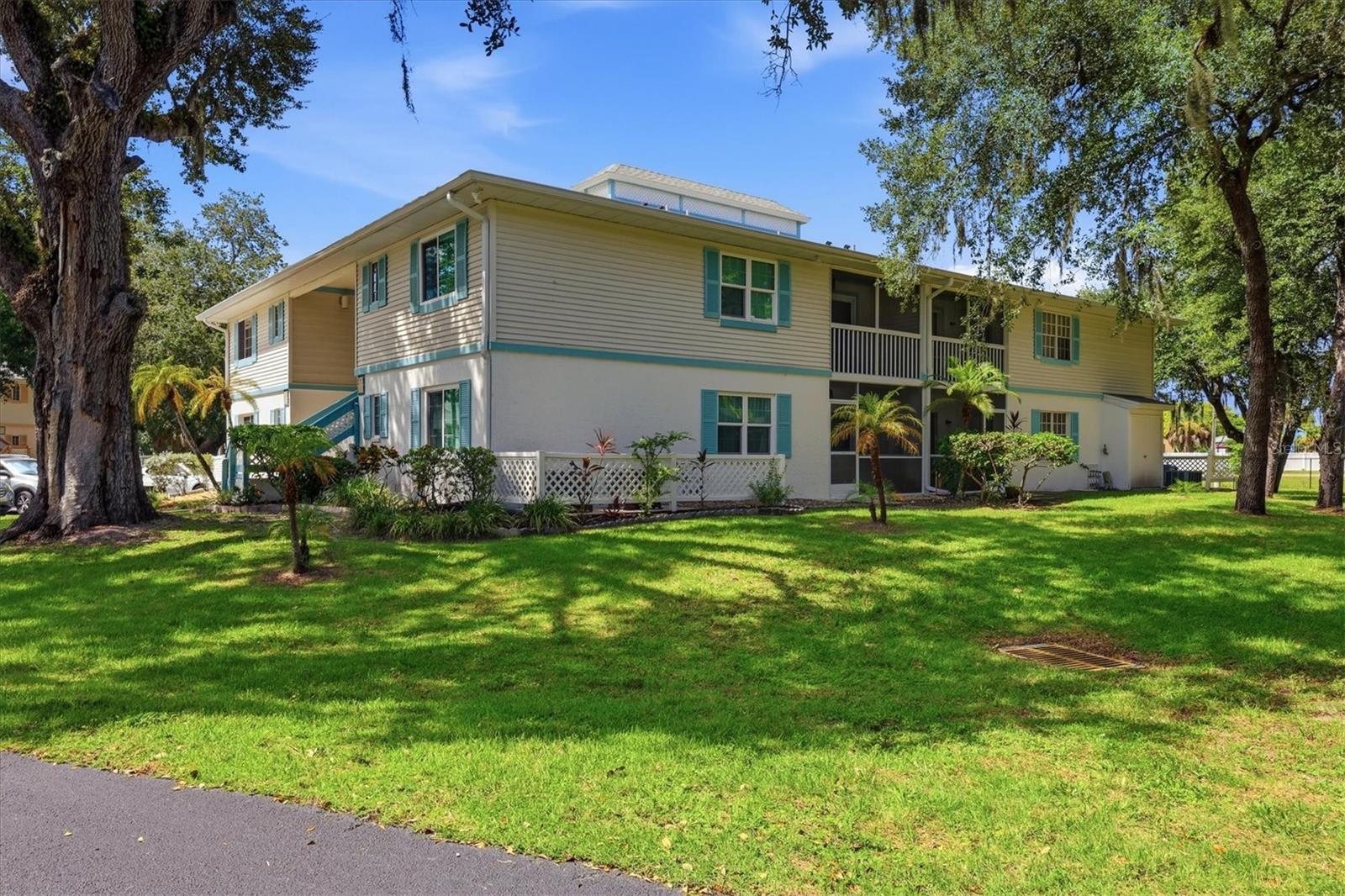 1051 Forrest Nelson Blvd #b202 Property Photo 28