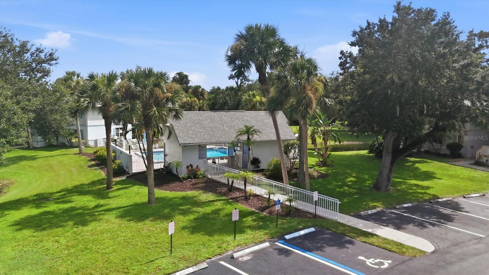 1051 Forrest Nelson Blvd #b202 Property Photo 32
