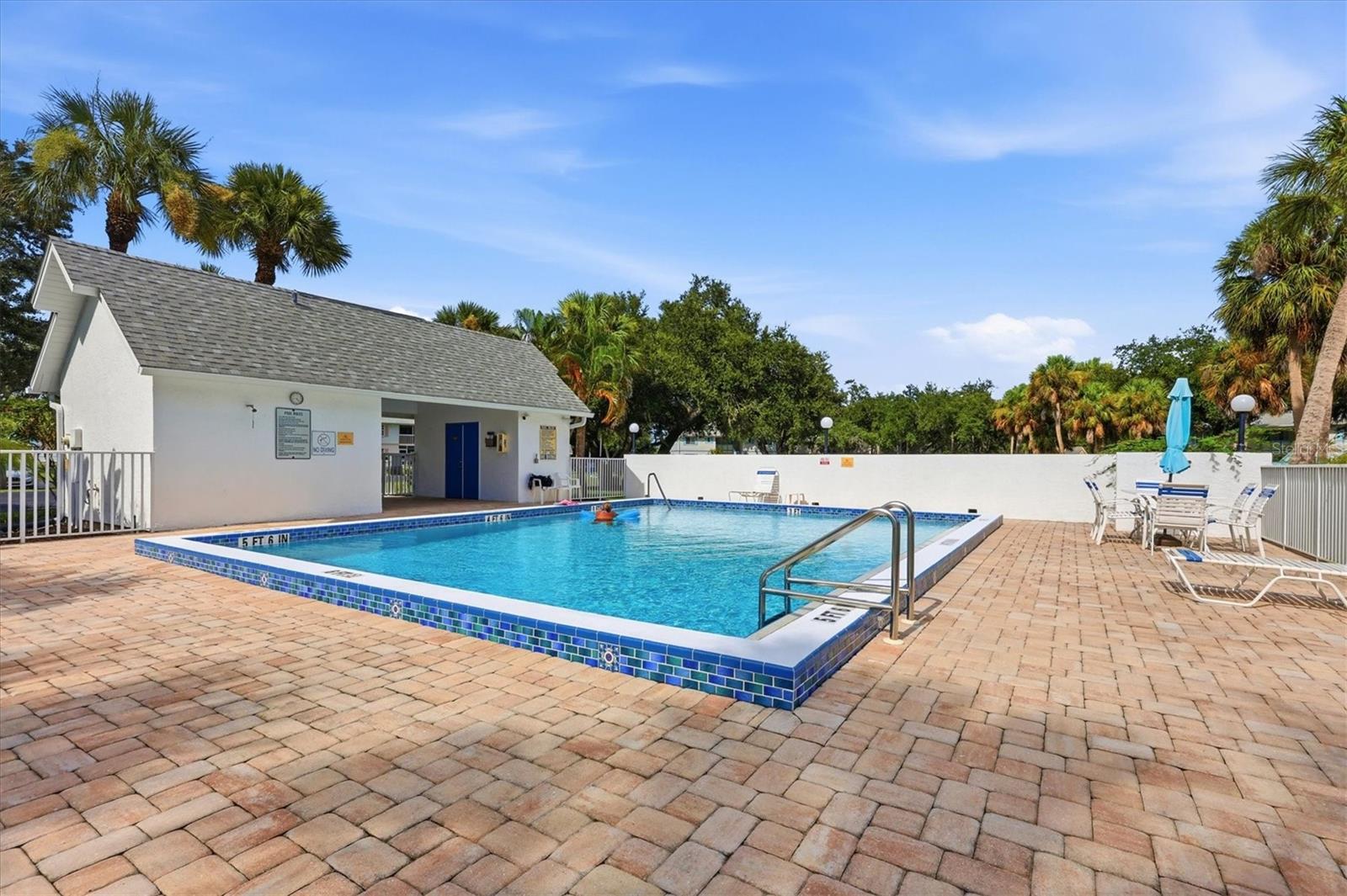 1051 Forrest Nelson Blvd #b202 Property Photo 35
