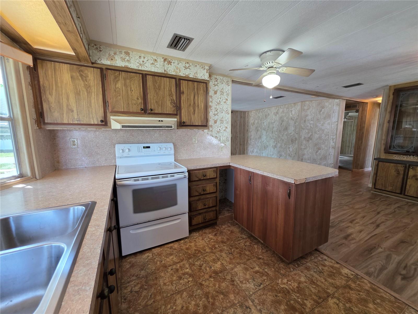 1800 Englewood Rd #146 Property Photo 15