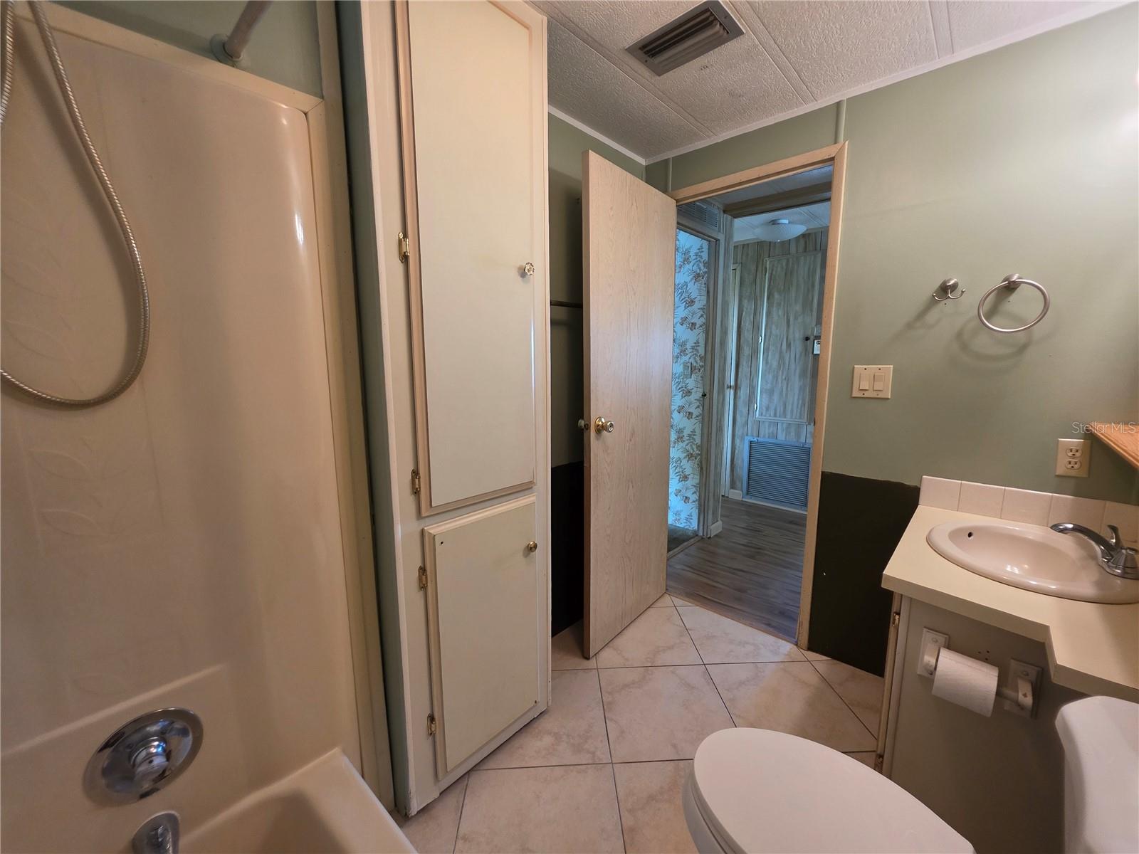 1800 Englewood Rd #146 Property Photo 26
