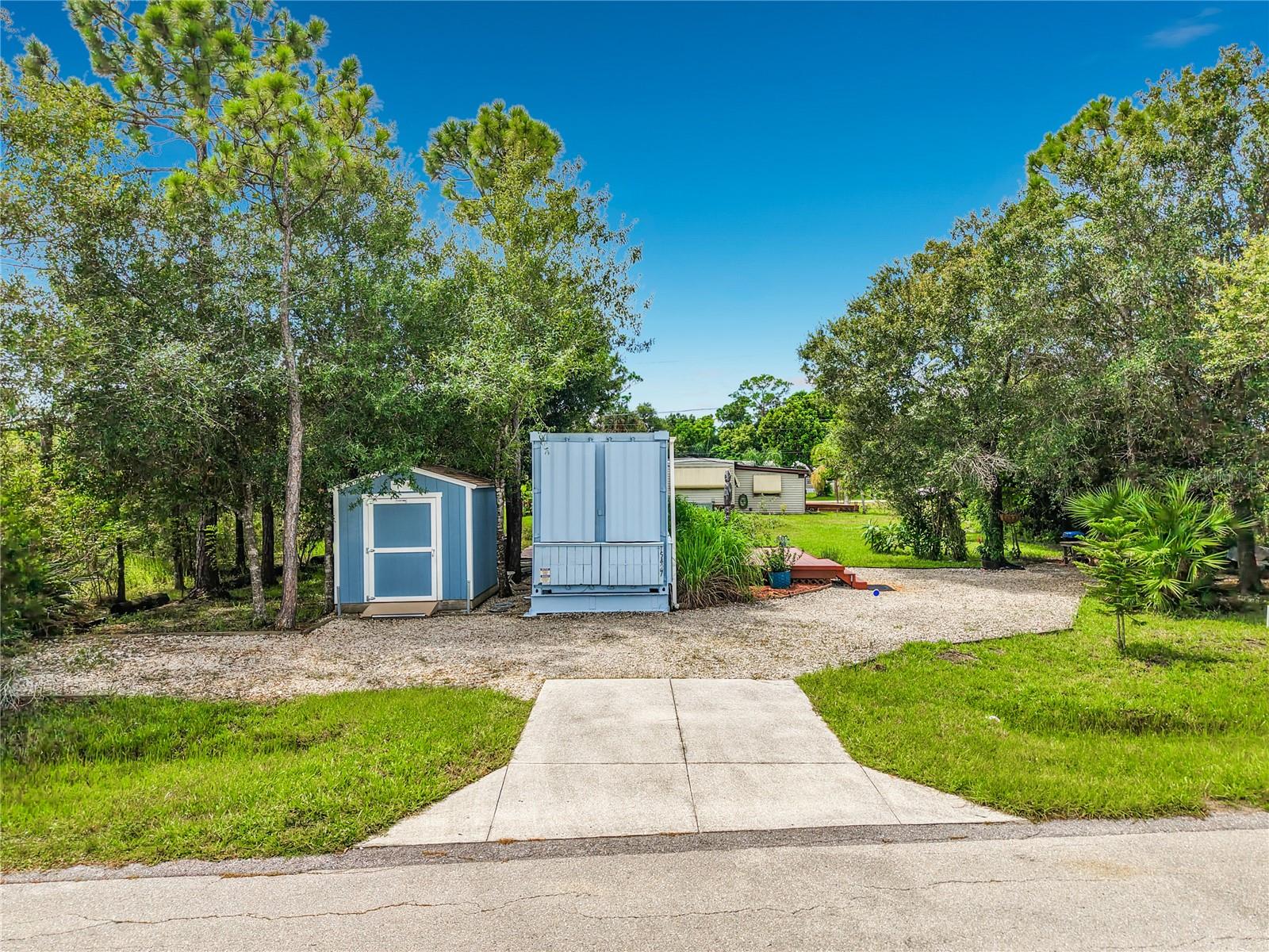 15427 Lime Dr Property Photo 18