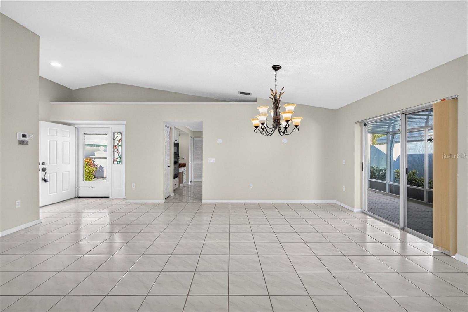 718 Brightside Crescent Dr #10 Property Photo 19
