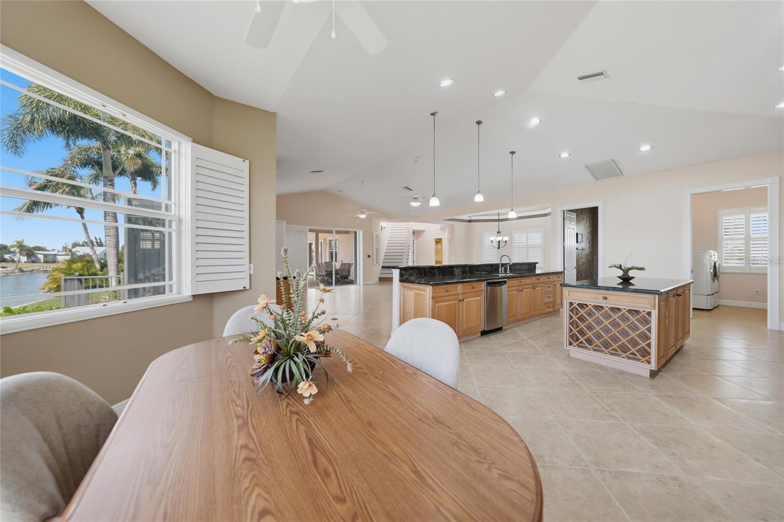 534 Canal Way Property Photo 25