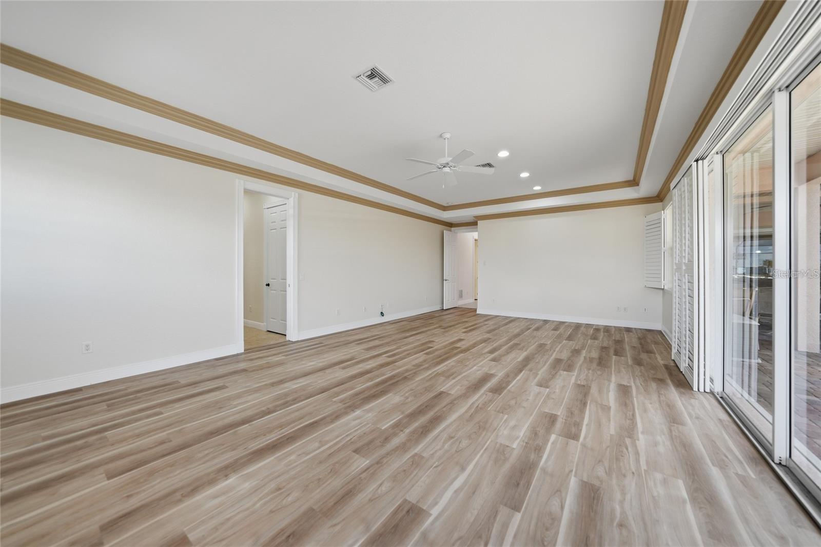 534 Canal Way Property Photo 30