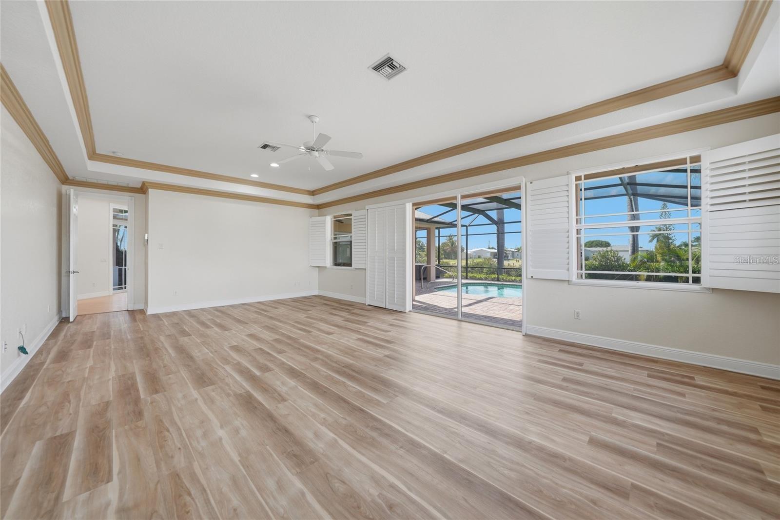 534 Canal Way Property Photo 31