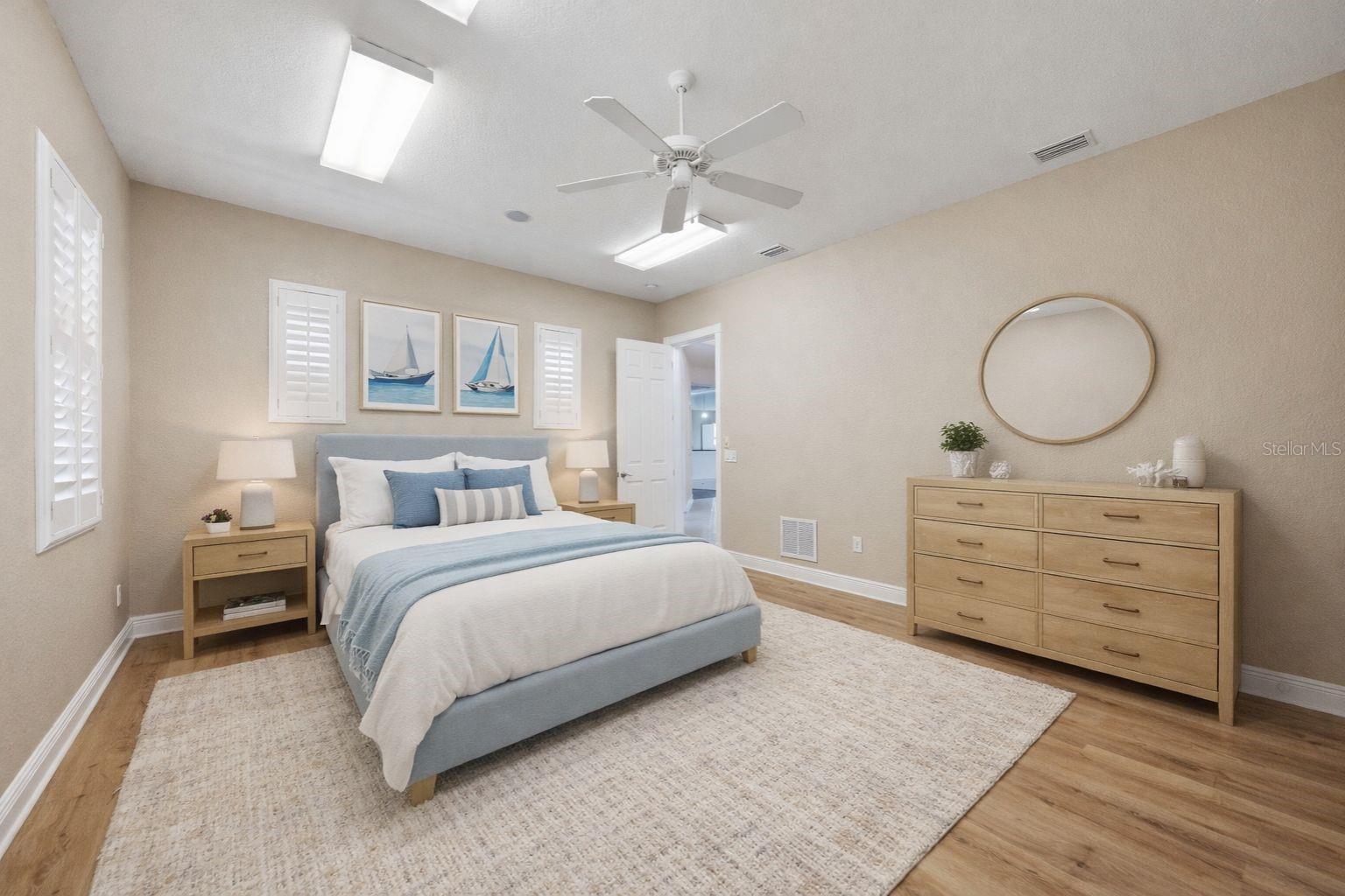 534 Canal Way Property Photo 36