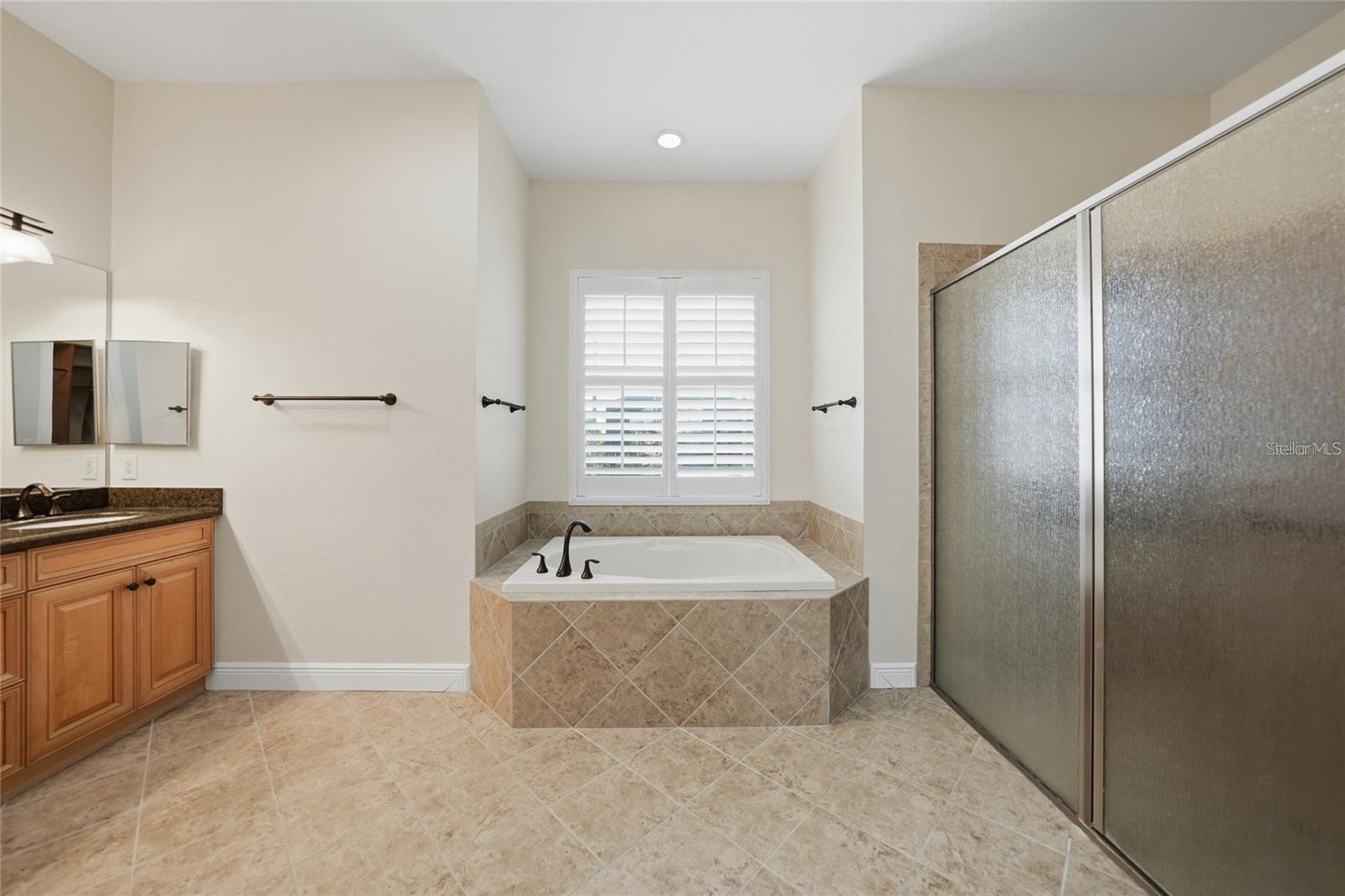 534 Canal Way Property Photo 38