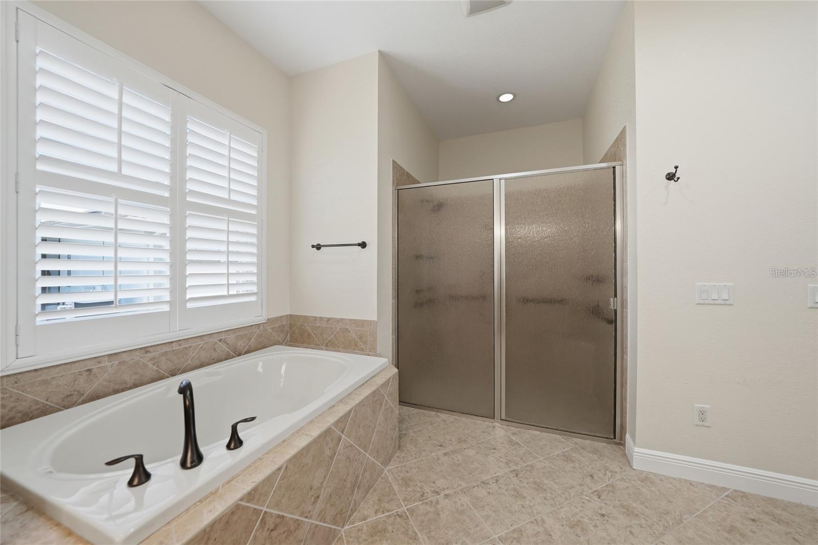 534 Canal Way Property Photo 40
