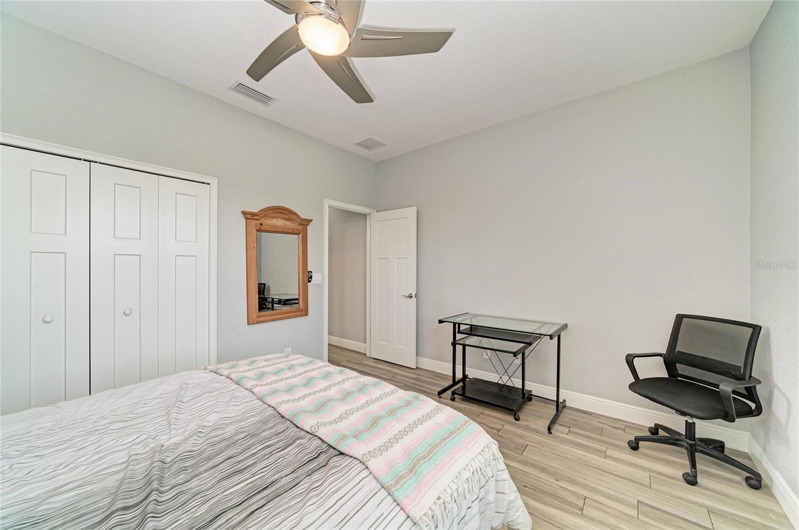 15040 Lyneburg Ave Property Photo 32
