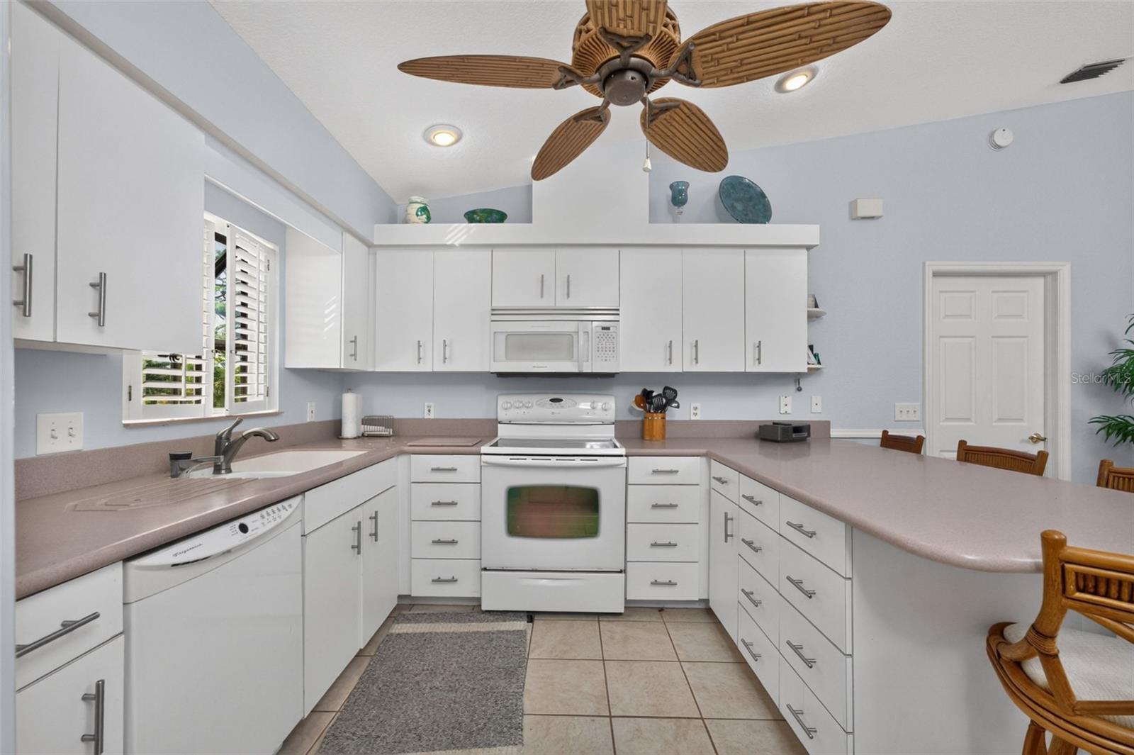 4260 Placida Rd #9a Property Photo 6