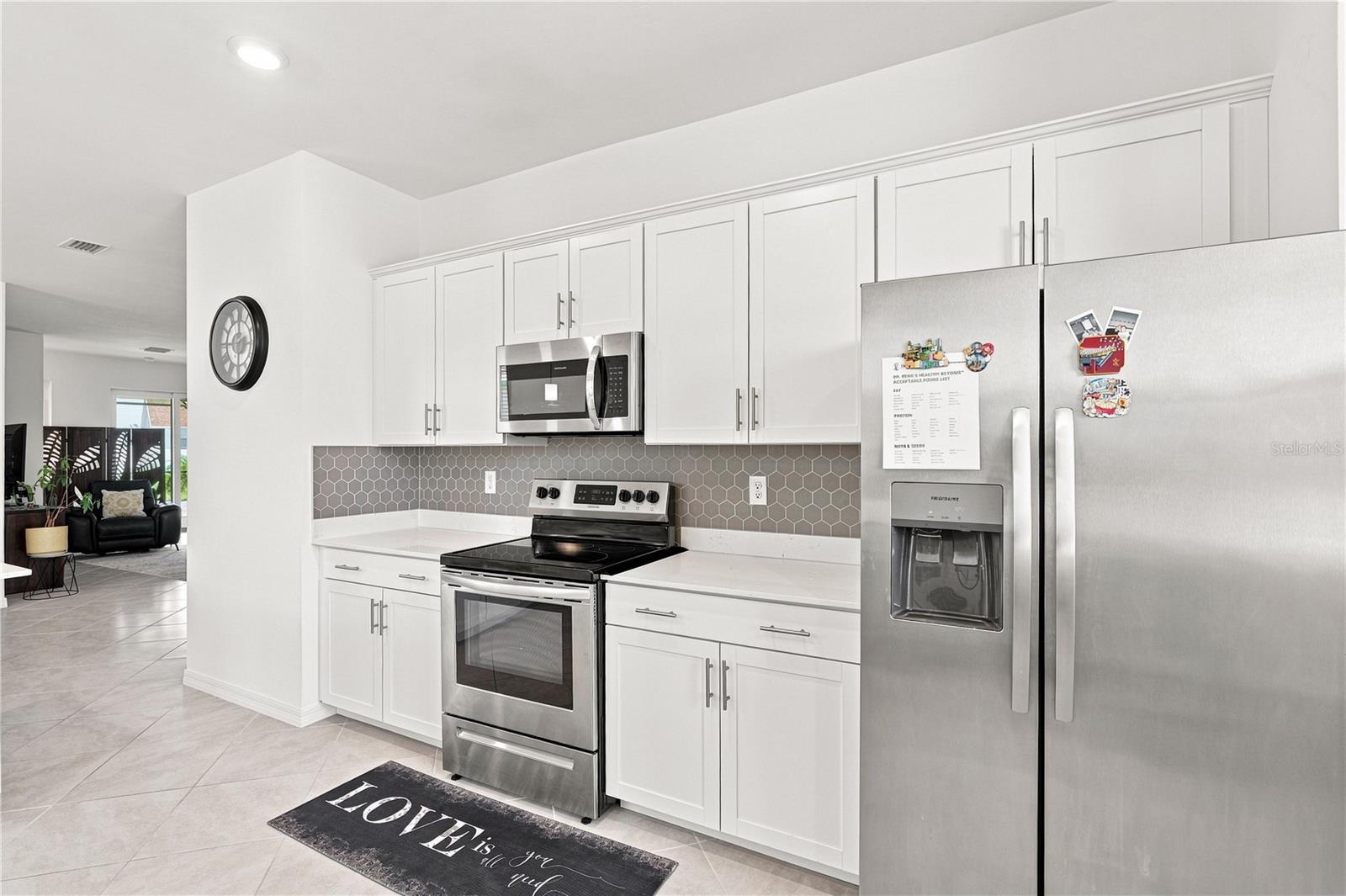 11330 Burgundy Dr Property Photo 10