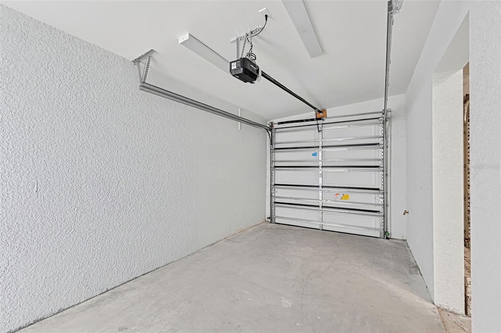 13332 Boabadilla Ln Property Photo 43