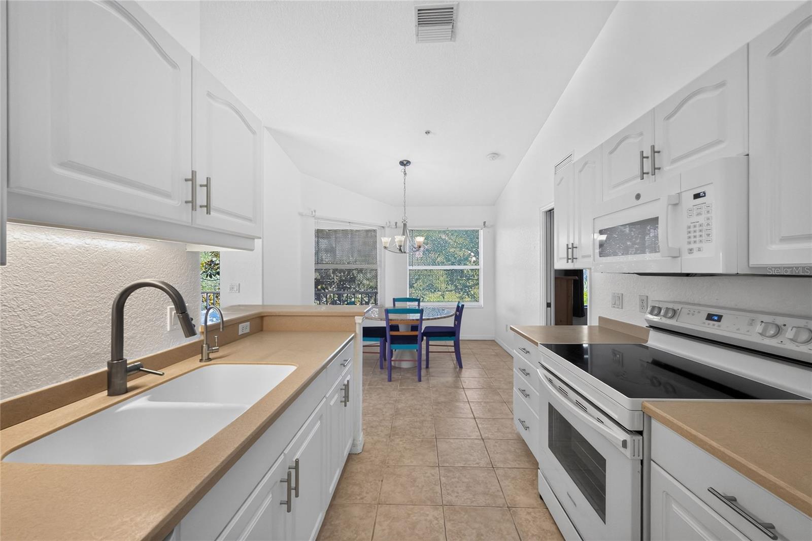 4438 Corso Venetia Blvd #c13 Property Photo 17