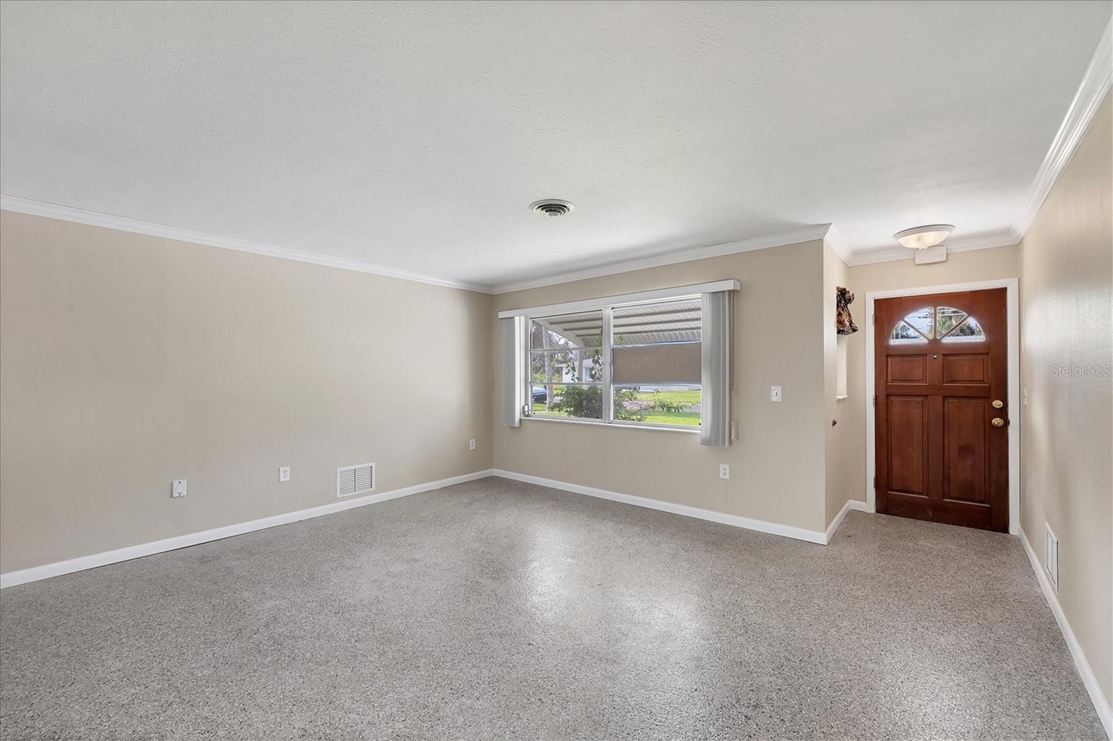 1780 Elinor Pl Property Photo 5