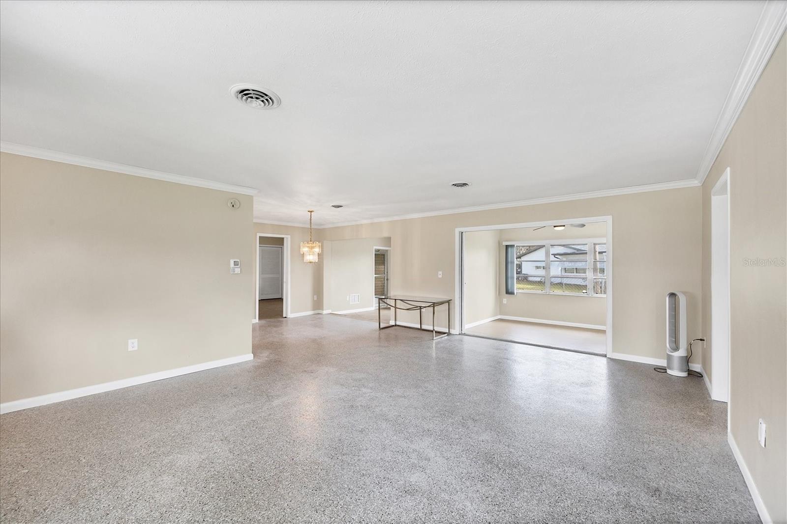 1780 Elinor Pl Property Photo 7