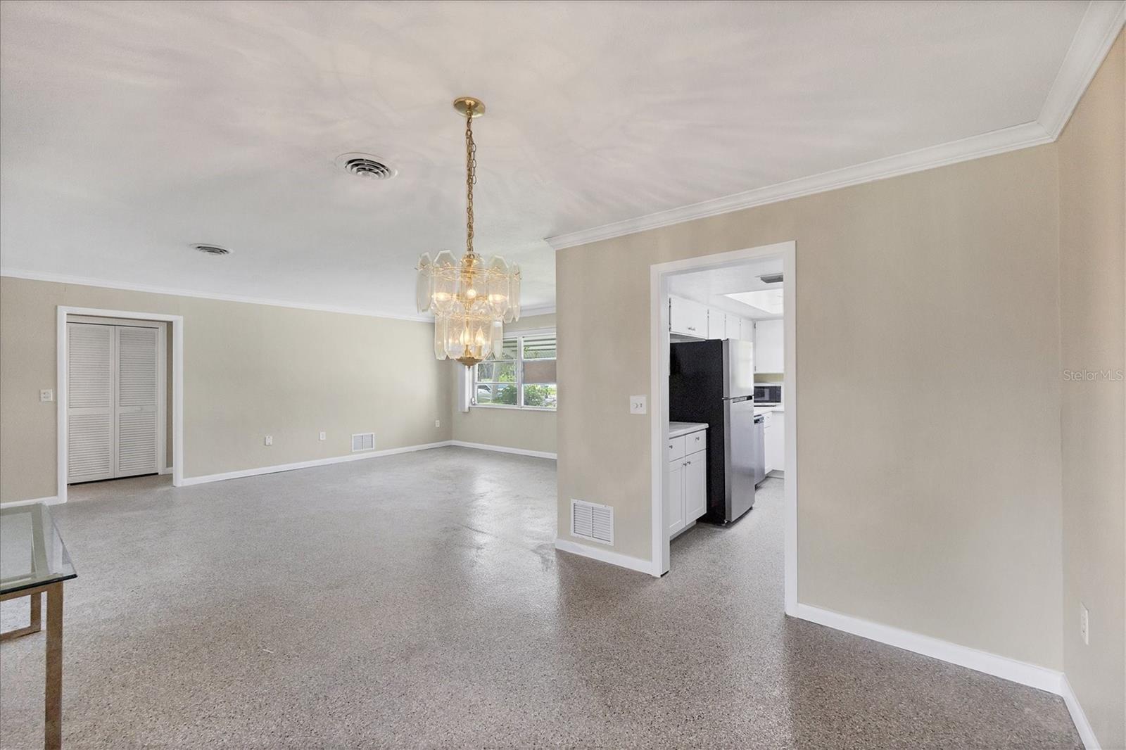 1780 Elinor Pl Property Photo 11