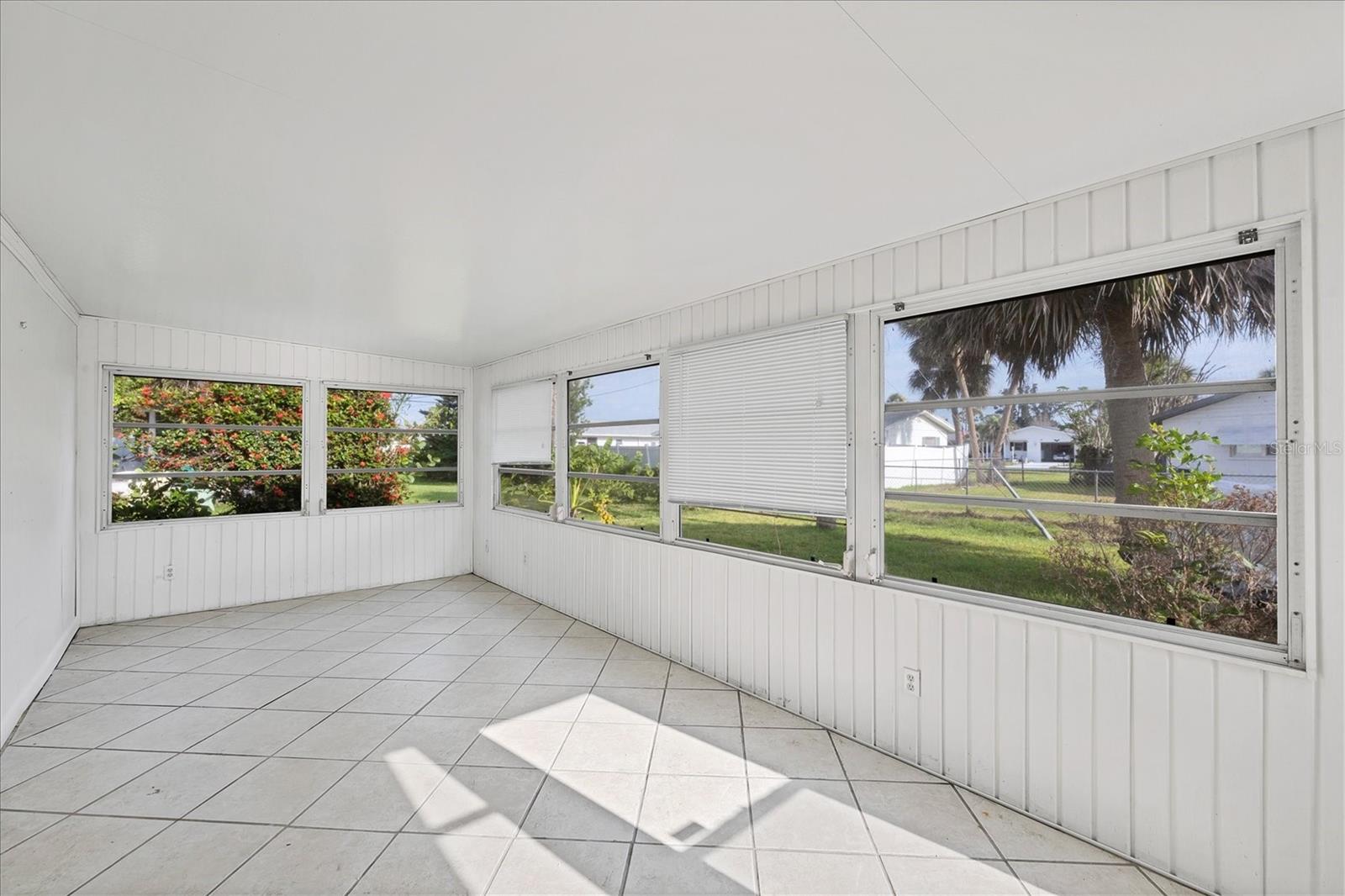 1780 Elinor Pl Property Photo 24