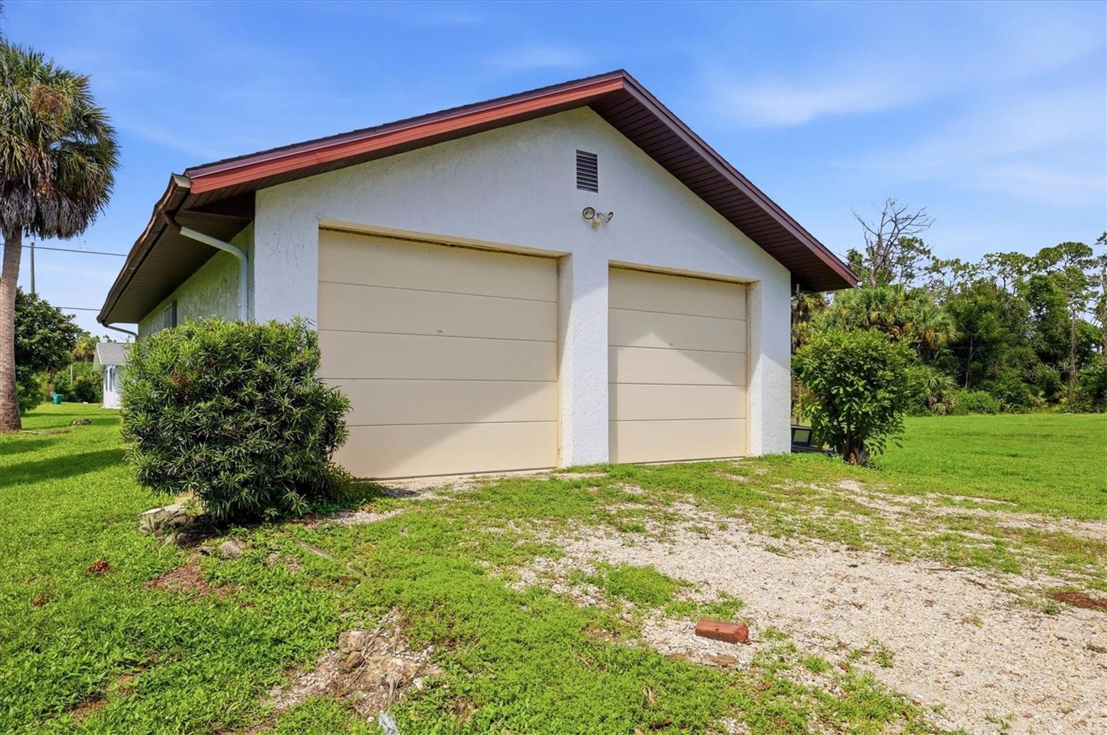 15231 Chamberlain Blvd Property Photo 29